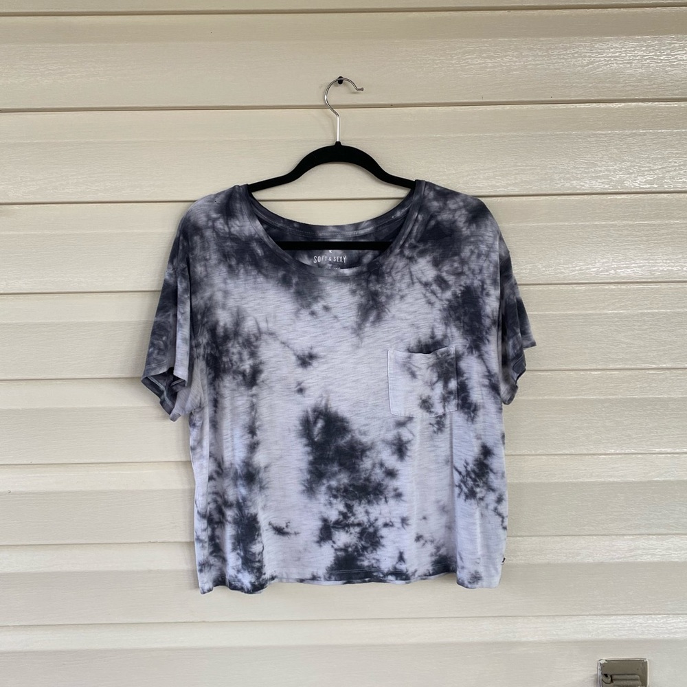 American Eagle Soft and Sexy Tee Black and White Tye Dye Size M
